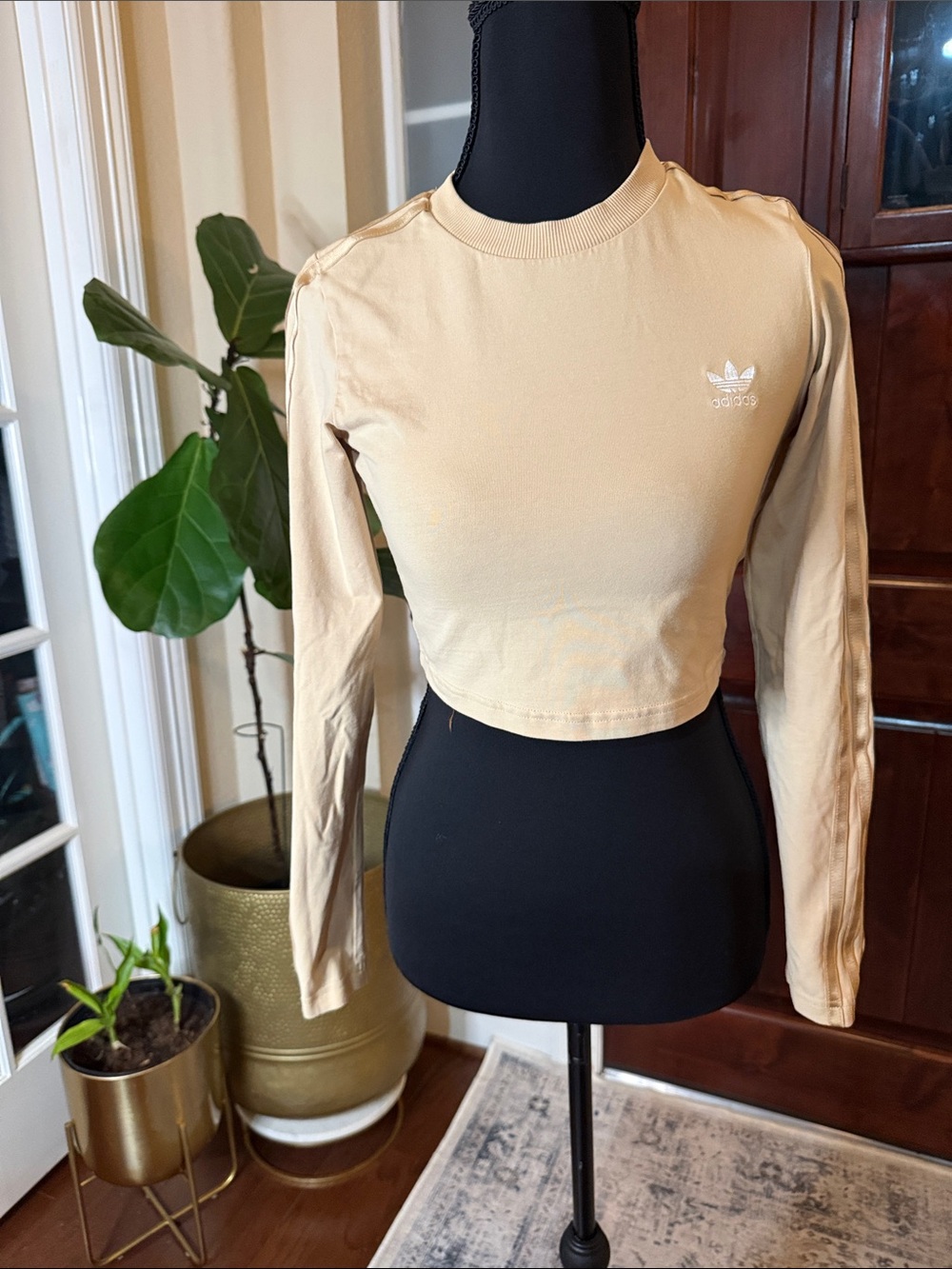 adidas Beige Long-Sleeve Cropped Top Size XS